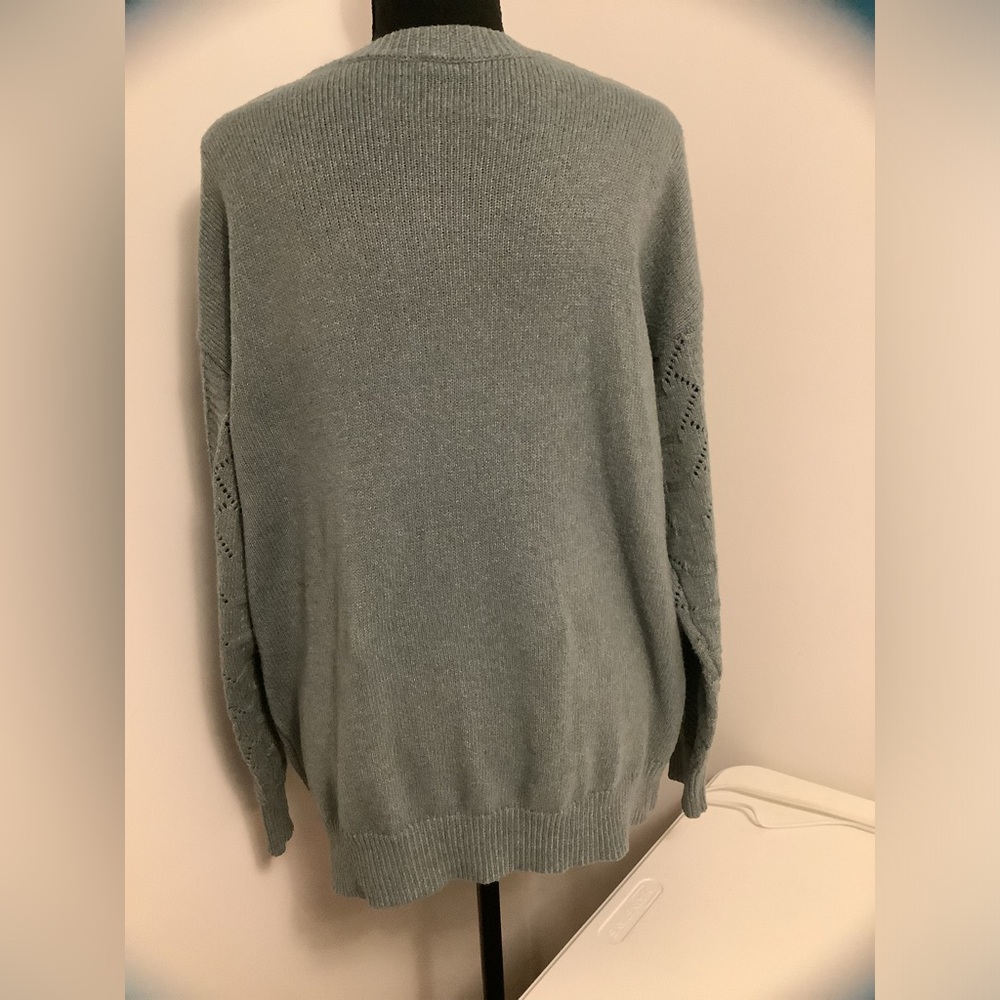 Sweater - Picture 3 of 3